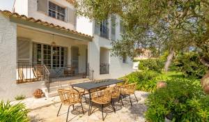 Arrendamento de curta duraçāo Villa Antibes