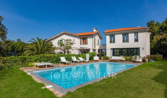 Arrendamento de curta duraçāo Villa Antibes