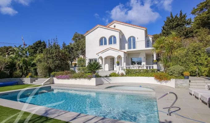 Arrendamento de curta duraçāo Villa Antibes