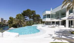 Arrendamento de curta duraçāo Villa Cala d'Or