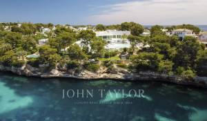 Arrendamento de curta duraçāo Villa Cala d'Or