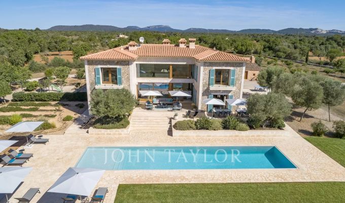 Arrendamento de curta duraçāo Villa Campos