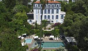 Arrendamento de curta duraçāo Villa Cannes