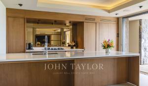 Arrendamento de curta duraçāo Villa Colombier