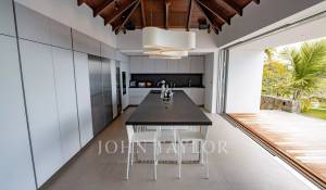 Arrendamento de curta duraçāo Villa Corossol