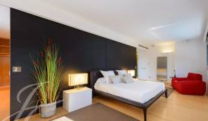 Arrendamento de curta duraçāo Villa Es Cana