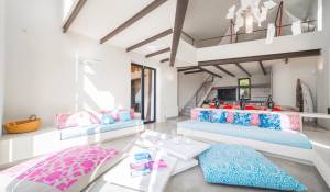 Arrendamento de curta duraçāo Villa Es Cubells