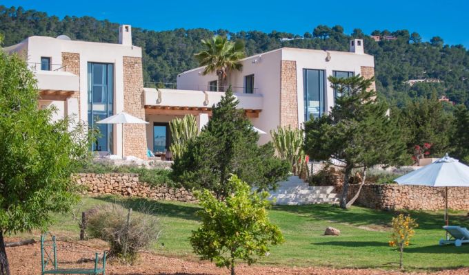 Arrendamento de curta duraçāo Villa Es Cubells