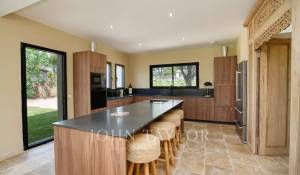 Arrendamento de curta duraçāo Villa Grimaud