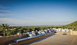 Arrendamento de curta duraçāo Villa Randa