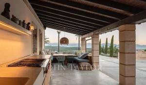 Arrendamento de curta duraçāo Villa Randa