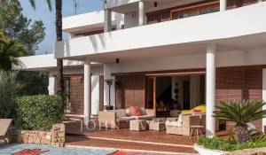 Arrendamento de curta duraçāo Villa Roca Llisa