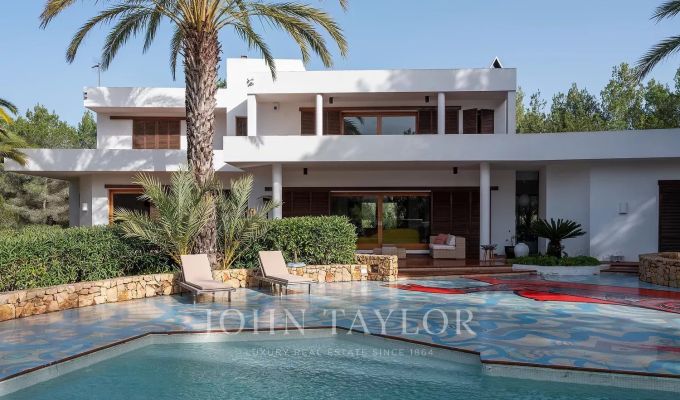 Arrendamento de curta duraçāo Villa Roca Llisa