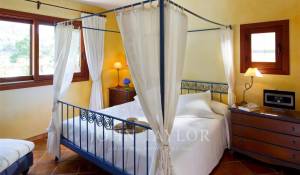 Arrendamento de curta duraçāo Villa Sant Carles de Peralta