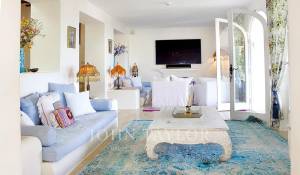 Arrendamento de curta duraçāo Villa Sant Carles de Peralta