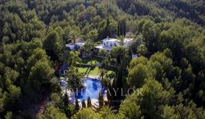 Arrendamento de curta duraçāo Villa Sant Carles de Peralta