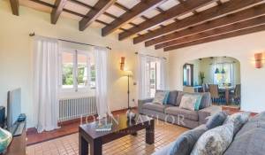 Arrendamento de curta duraçāo Villa Sant Lluís