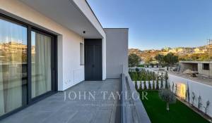 Arrendar Villa Agios Tychonas