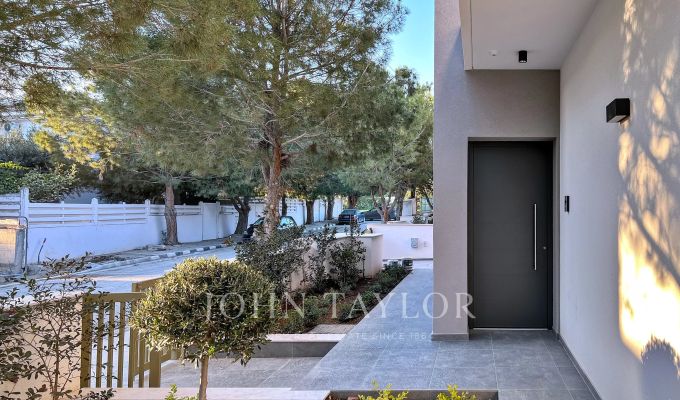 Arrendar Villa Agios Tychonas