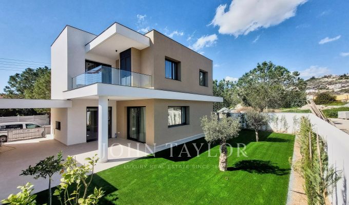 Arrendar Villa Agios Tychonas