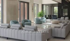 Construção Aparthotel Agios Tychonas