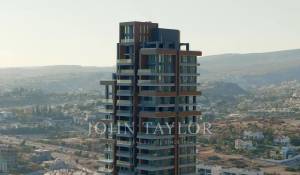 Construção Aparthotel Agios Tychonas
