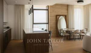Construção Aparthotel Agios Tychonas