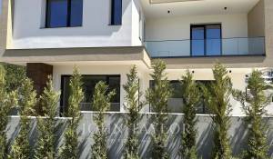 Construção Villa Agios Tychonas