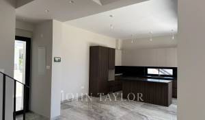 Construção Villa Agios Tychonas