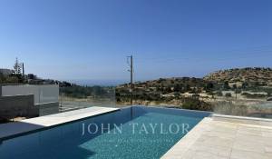 Construção Villa Agios Tychonas