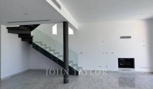 Construção Villa Agios Tychonas