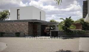 Construção Villa Chloraka