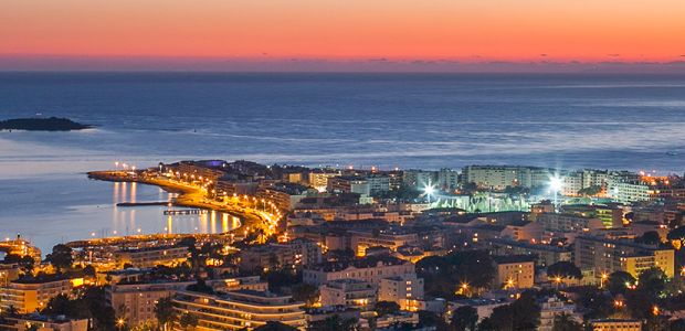 agência imobiliária de luxo CANNES