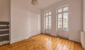 Venda Apartamento Bordeaux