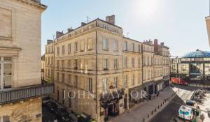 Venda Apartamento Bordeaux