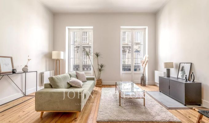 Venda Apartamento Bordeaux