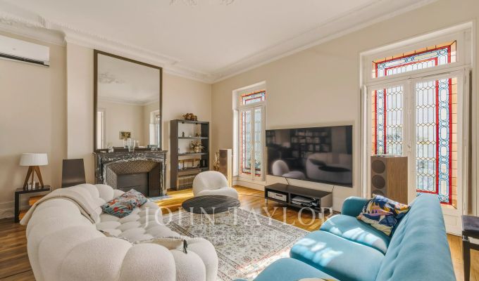 Venda Apartamento Bordeaux