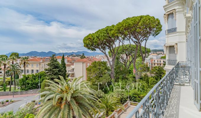 Venda Apartamento Cannes