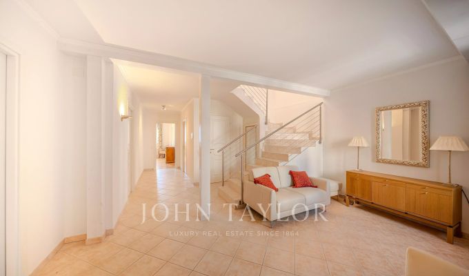 Venda Apartamento Montreux