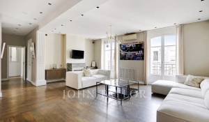 Venda Apartamento Paris 8ème