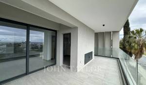 Venda Apartamento Pyrgos