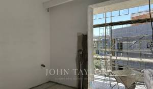 Venda Cobertura Germasogeia