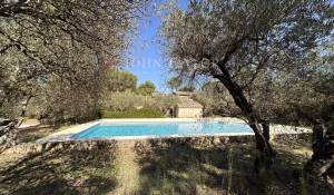 Venda Mas Saint-Rémy-de-Provence