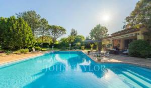 Venda Moradia Aix-en-Provence