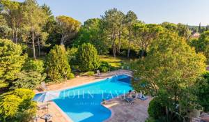 Venda Moradia Aix-en-Provence