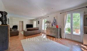 Venda Moradia Aix-en-Provence