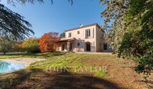 Venda Moradia Aix-en-Provence