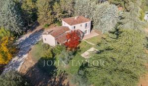 Venda Moradia Aix-en-Provence