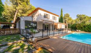 Venda Moradia Aix-en-Provence
