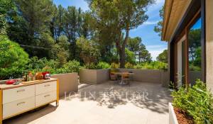 Venda Moradia Aix-en-Provence